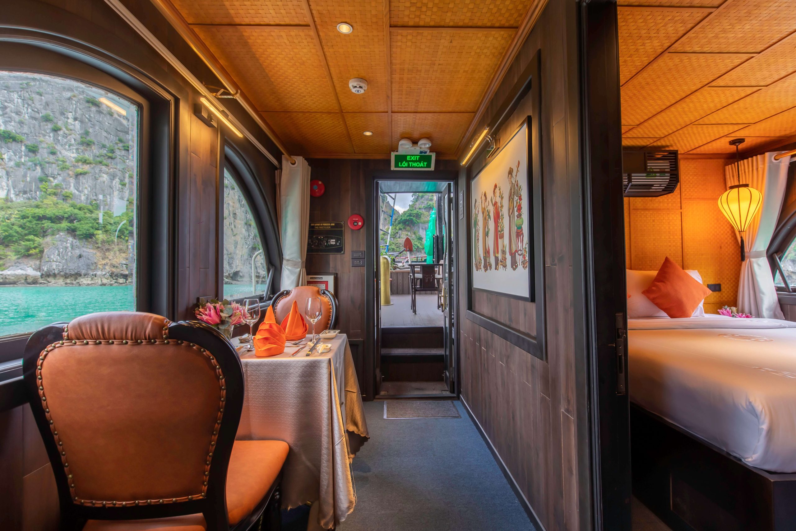 Sfeerafbeelding Privé cruise door Bai Tu Long met de Lamour Junk
